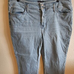 NYDJ Light Blue Chloe Capri 23" Inseam